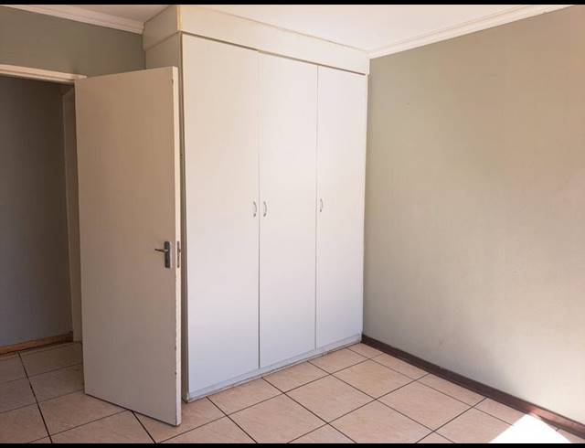 2 BEDROOM PROPERTY TO RENT IN GEDULD